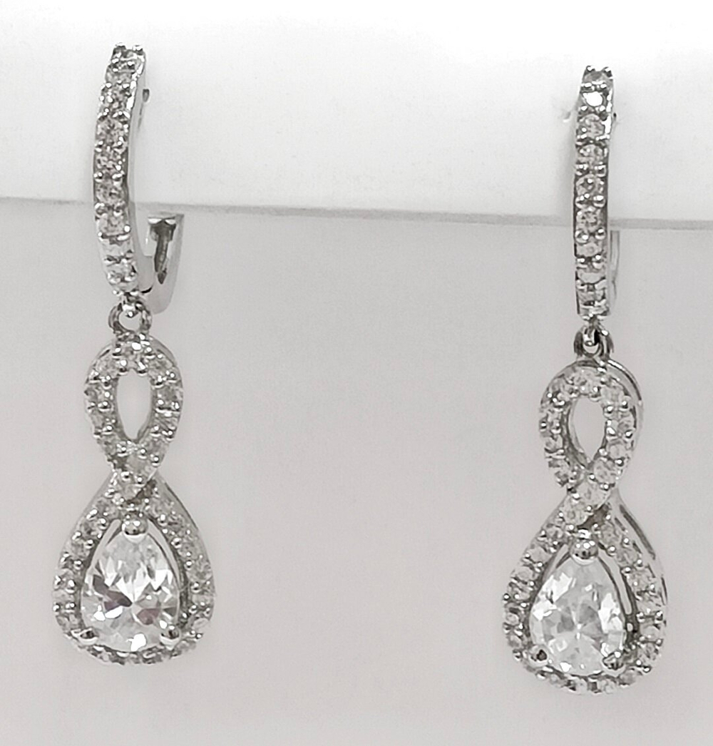 Ювелирные серьги Эстерелла