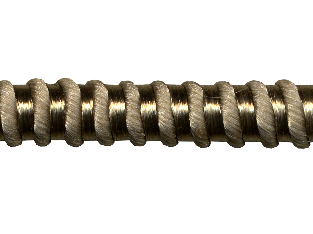 10012/27 Шнур с ресничкой узкий