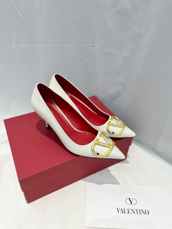 Valentino Vlogo Pump 8 cm