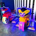 Детский игровой автомат «Безумные мотогонки»