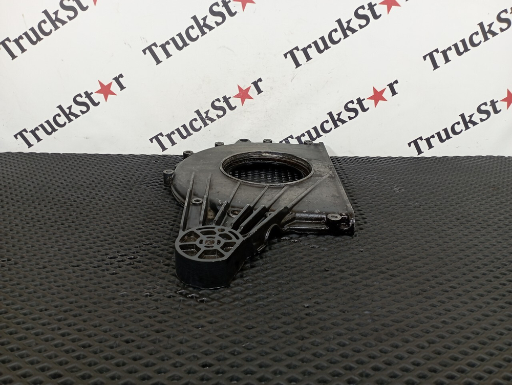 Крышка плиты двигателя