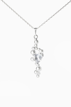 Подвес удлиненный из серебра со вставкой из бесцветного фианита