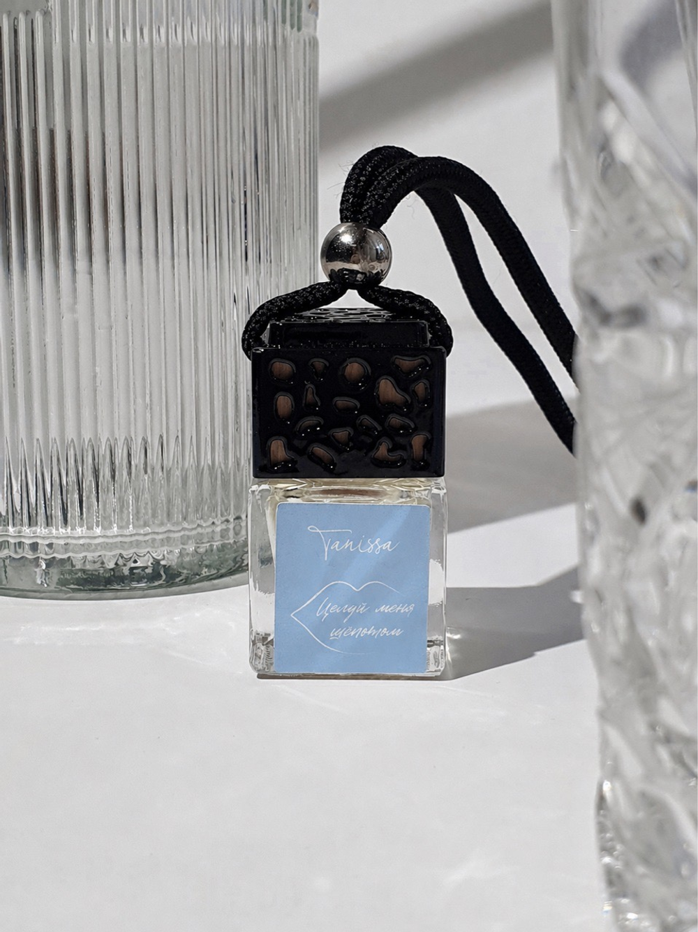 Автомобильный диффузор ЦЕЛУЙ МЕНЯ ШЕПОТОМ 8мл