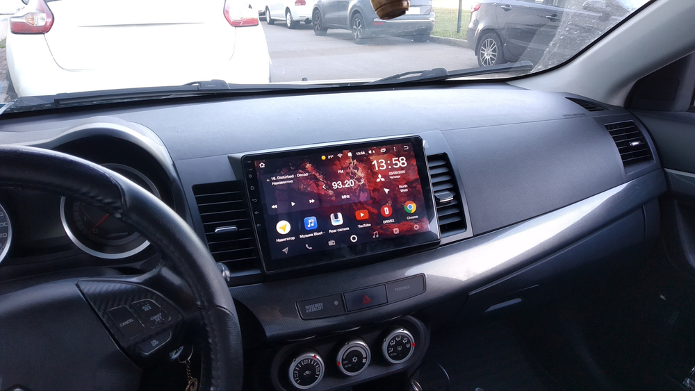 Магнитола для Mitsubishi Lancer X 2007-2016 (рамка 10) - FarCar 037M монитор 10.36" QLED на Android 14, TS18, CarPlay, 4G SIM-слот