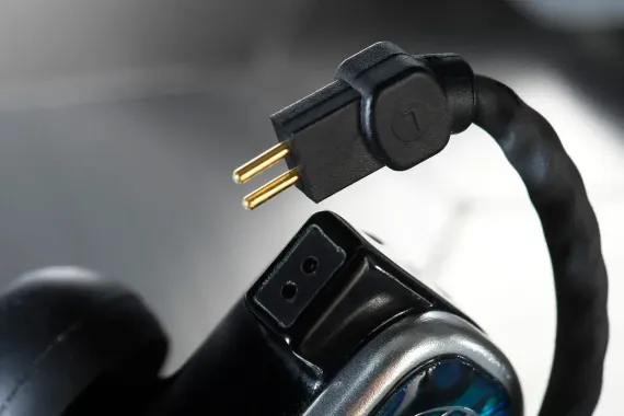 64 Audio Nio