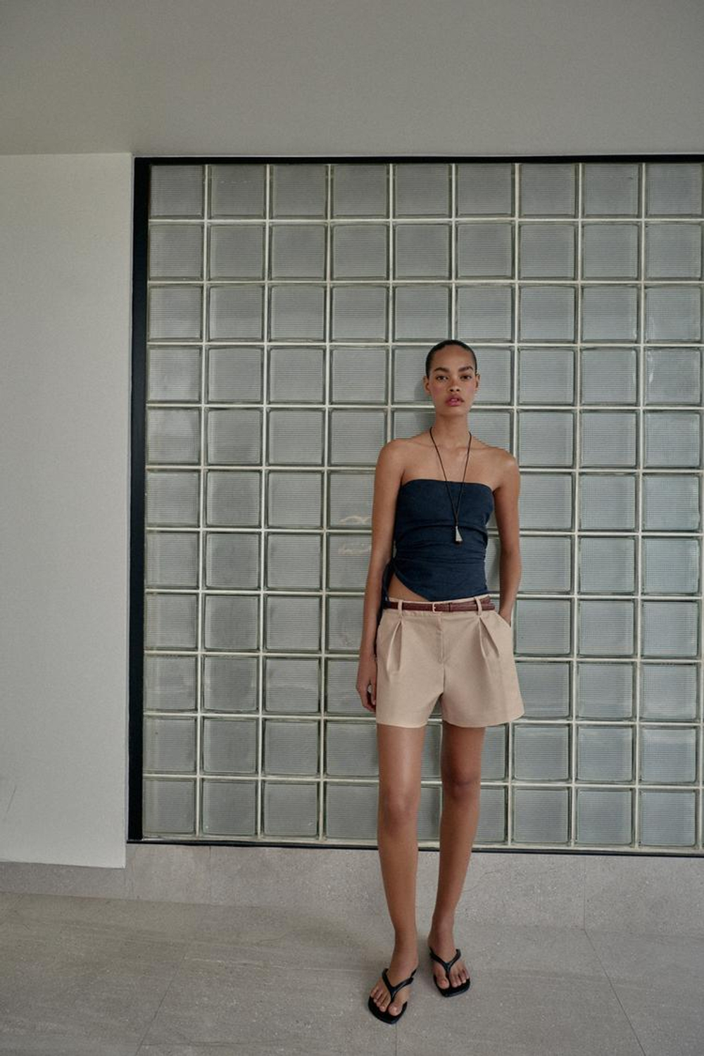 ZARA ШОРТЫ-БЕРМУДЫ С ВЫСОКОЙ ПОСАДКОЙ И РЕМНЕМ, СВЕТЛЫЙ ЖЕЛТО-КОРИЧНЕВЫЙ