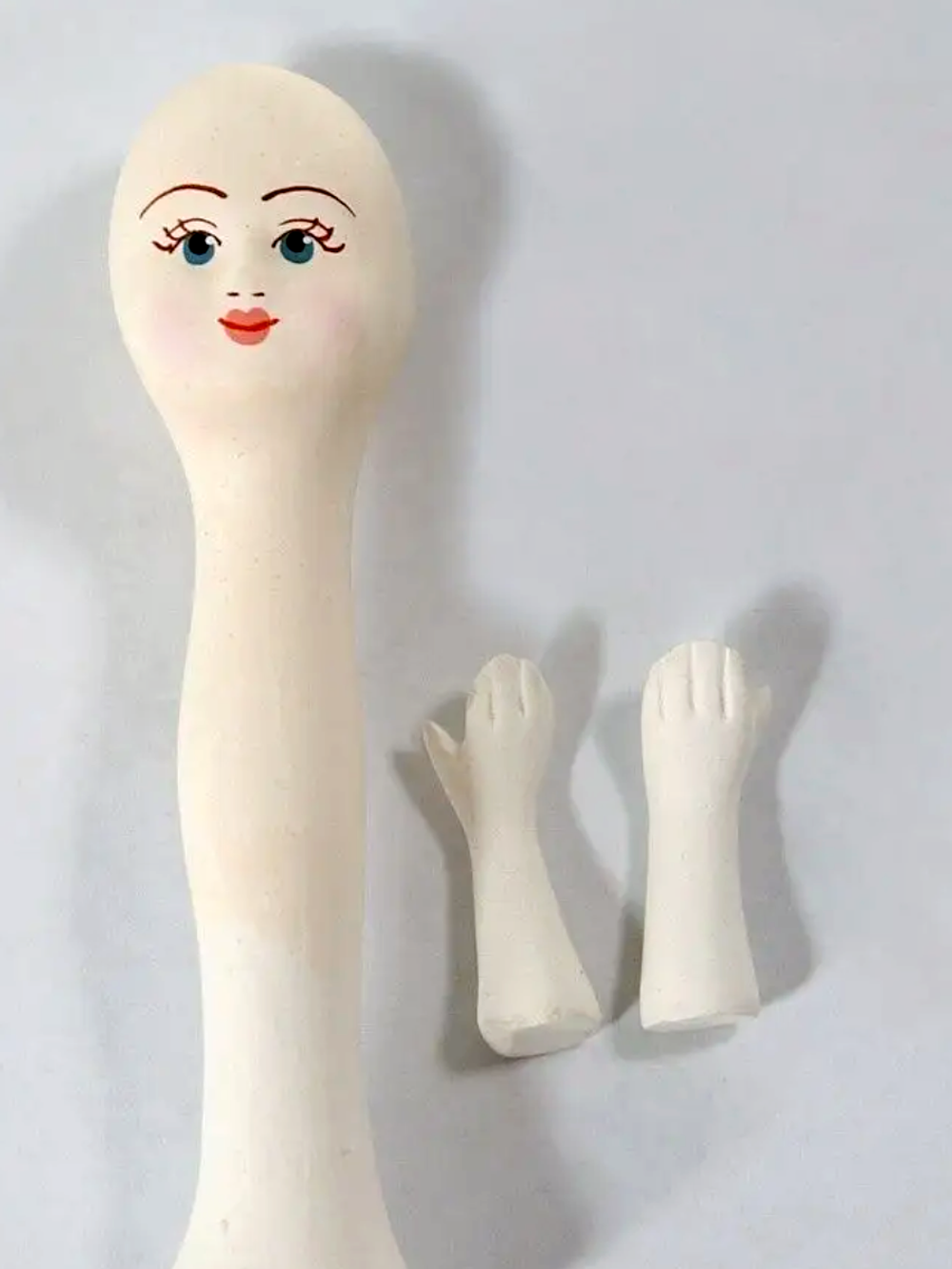 Набор малых фарфоровых заготовок для куклы: голова и руки