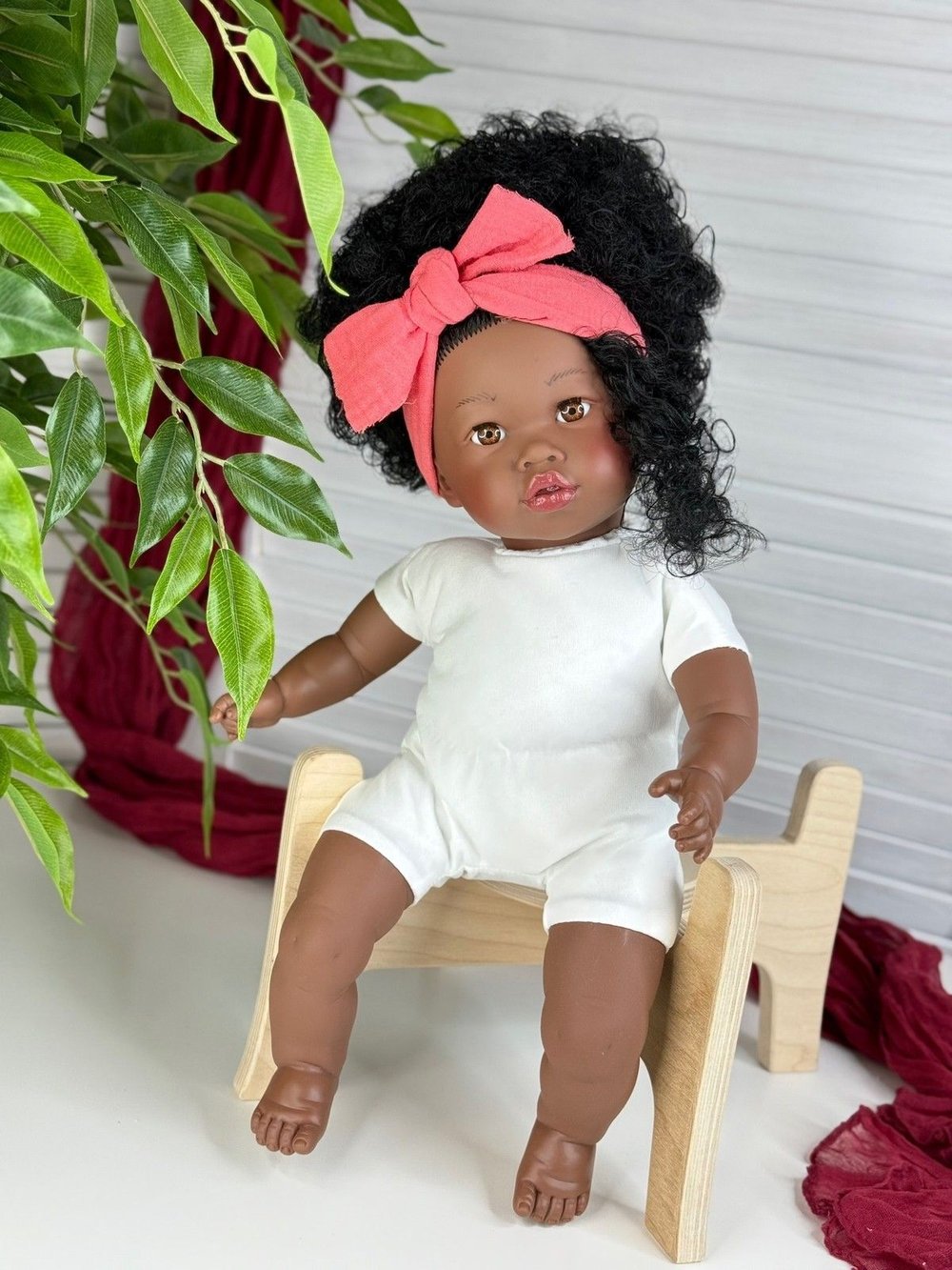 Кукла Nines 40см Alika мягконабивная (N3780K)