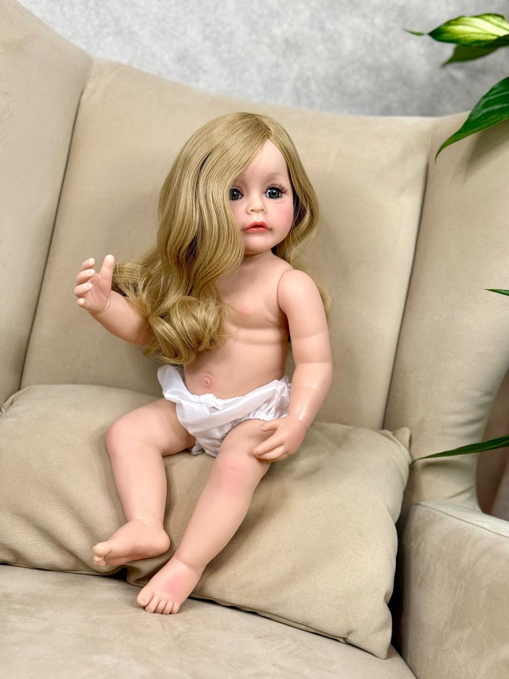 Кукла Реборн виниловая 55см без одежды (FA-028W)