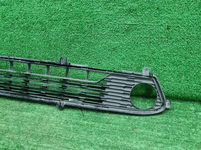 Решетка переднего бампера Kia Cerato 4 (2018-2022)