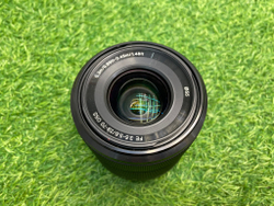 Sony 28-70mm 3.5-5.6 OSS