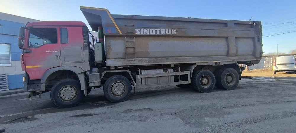 Howo T5G 8x4 Самосвал ZZ3317V306GE1 (Дизельный, 10,5 л, 441 л.с., МТ)
