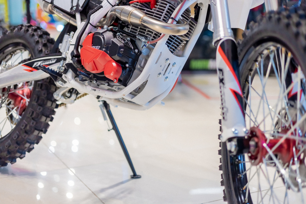 Кроссовый мотоцикл FXmoto CB300F 300 CC 21/18 White