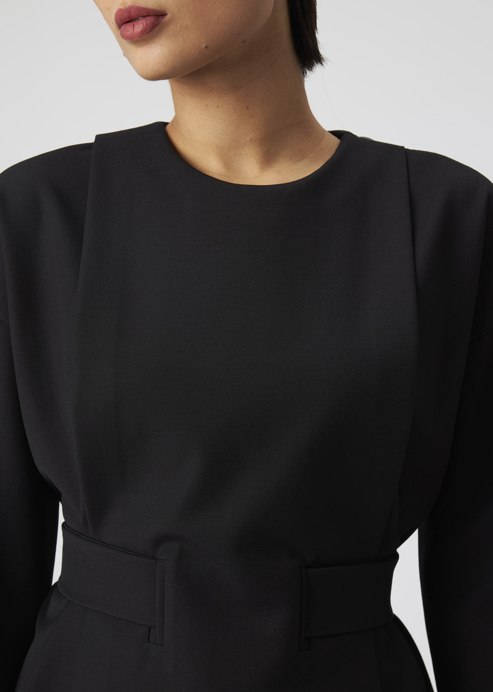 BLOUSE WITH A BELT | XL | BLACK