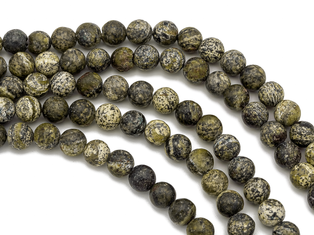 Нить бусин из змеевика 8,5мм