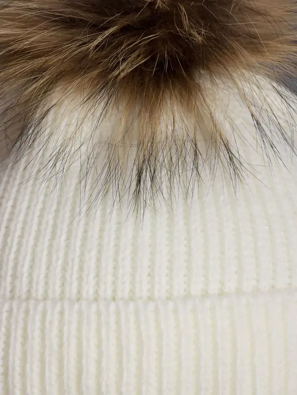 Шапка детская зимняя на завязках с помпоном