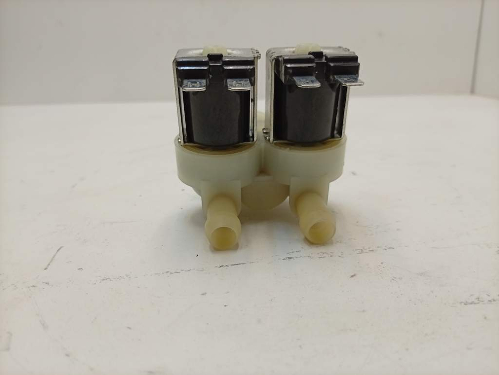 WHB1038 кт29 Клапан подачи воды к стиральной машине Hansa 1017410 б/у