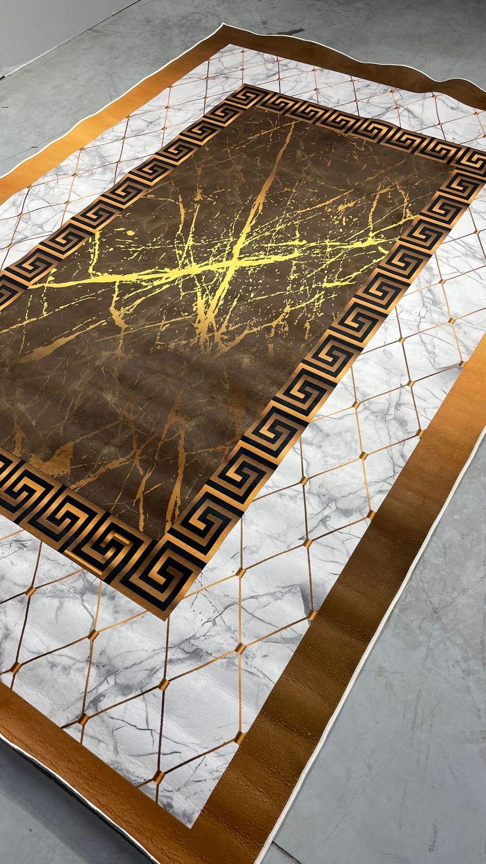 Ковер 3Д Турция 2/3