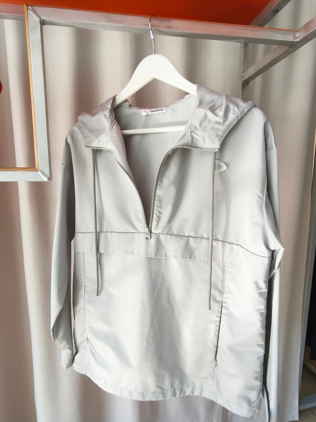 Анорак светло-серый, размер М