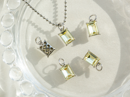 Подвеска прямоугольная 10мм, с желтым кристаллом