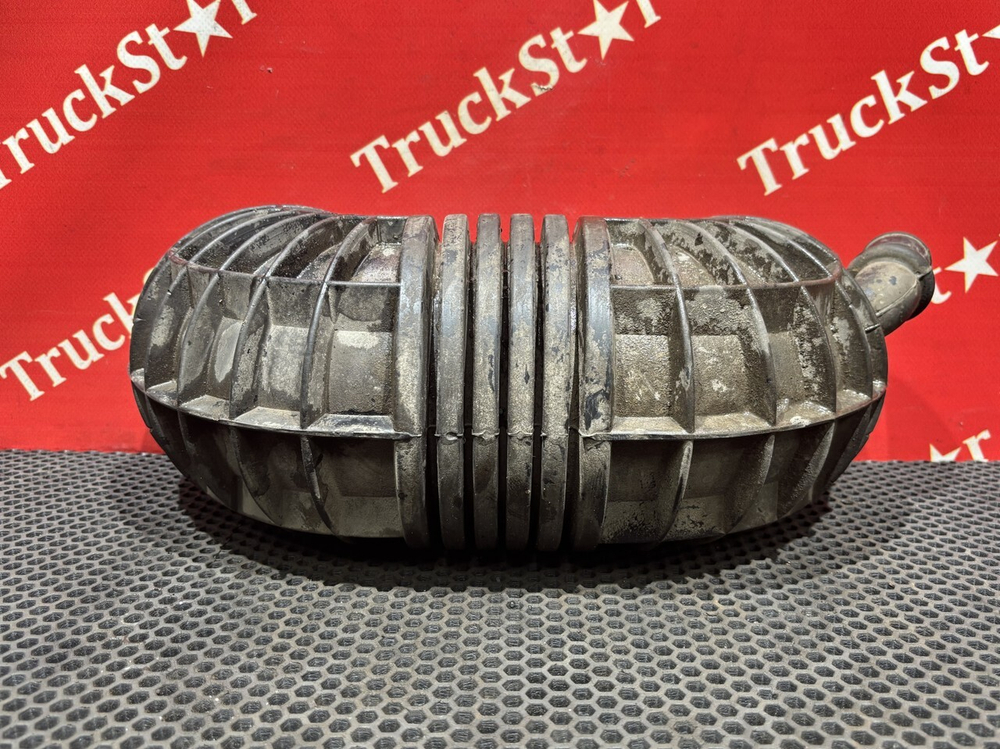 Патрубок воздушного фильтра