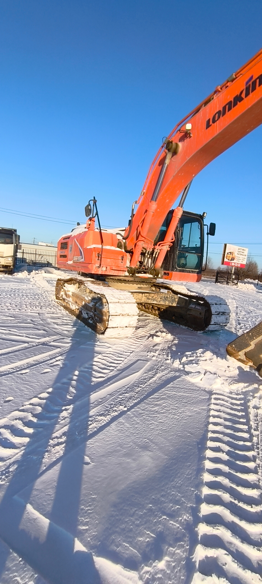 Lonking CDM6336 Экскаватор CDM6336 (Дизельный, 7,8 л, 288 л.с., МТ)