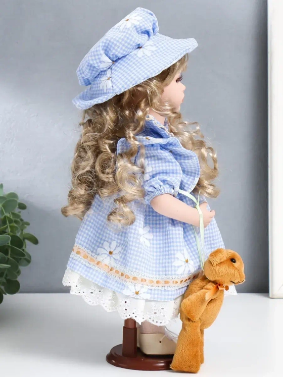Кукла керамическая фарфоровая Маша в платье 30 см