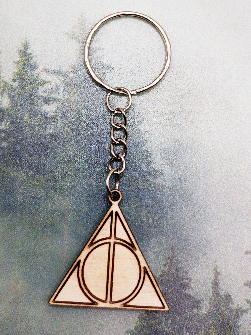 Брелок из дерева Дары смерти