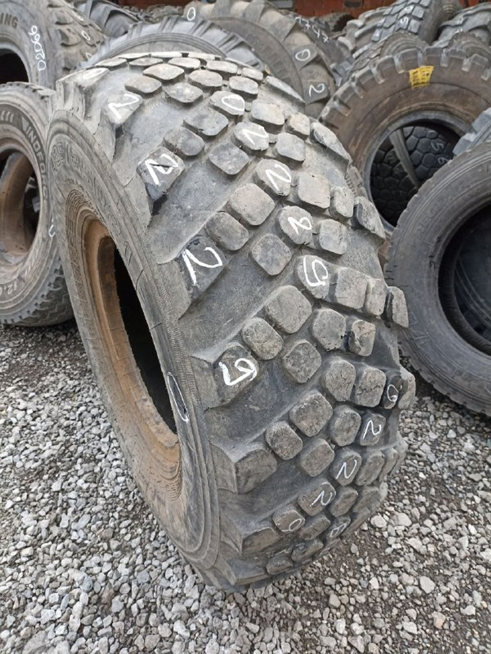 425/85R21 Kama 1260 шина б/у