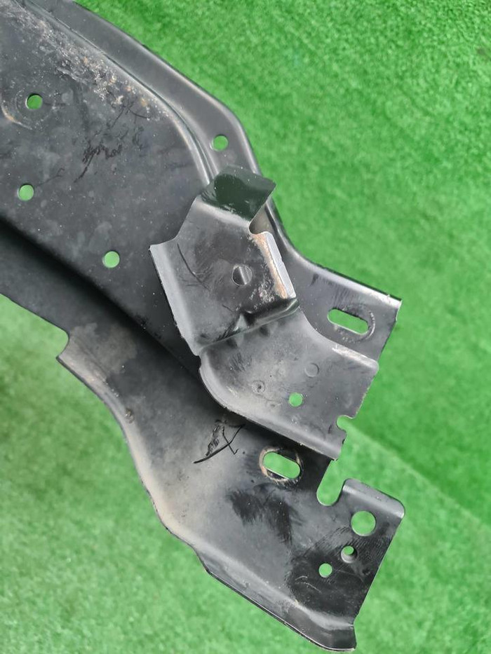 Усилитель передний Infiniti QX80 (2017-н.в.)