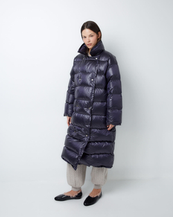 Пуховик двубортный черничный