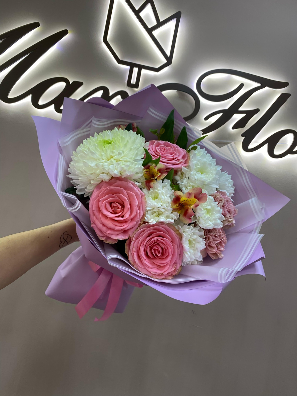 Букет 8 Марта М-48