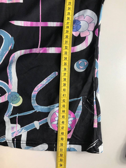 Блузка Christian Lacroix запоминающейся расцветки, визуально на 42 размер