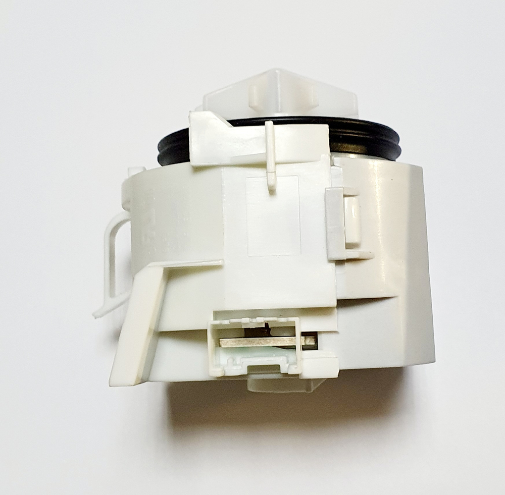 Насос сливной посудомоечной машины BOSCH 611332