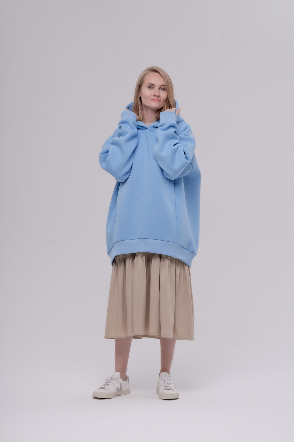 Свитшот oversize с капюшоном