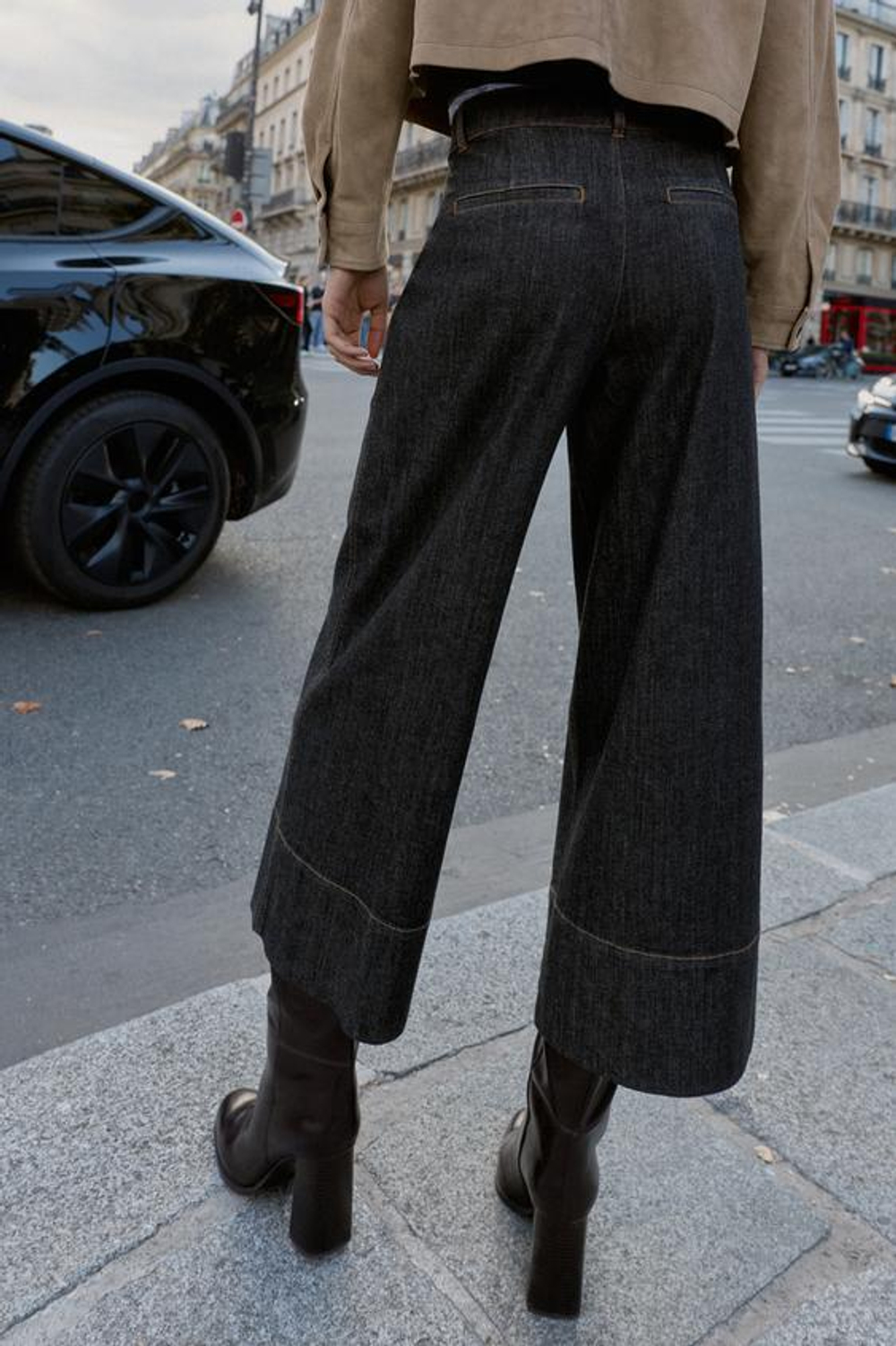 ZARA ДЖИНСЫ Z1975 CULOTTE СО СРЕДНЕЙ ПОСАДКОЙ И КЛАПАНАМИ НА КАРМАНАХ, ЧЕРНЫЙ