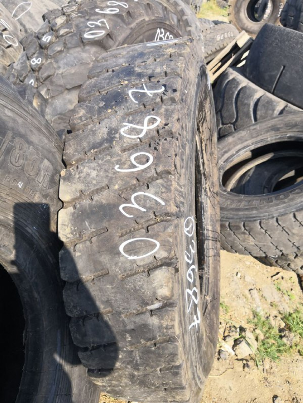 325/95R24 Continental HDC1 шина б/у