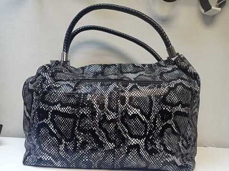 Сумка женская из натуральной кожи с принтом под рептилию