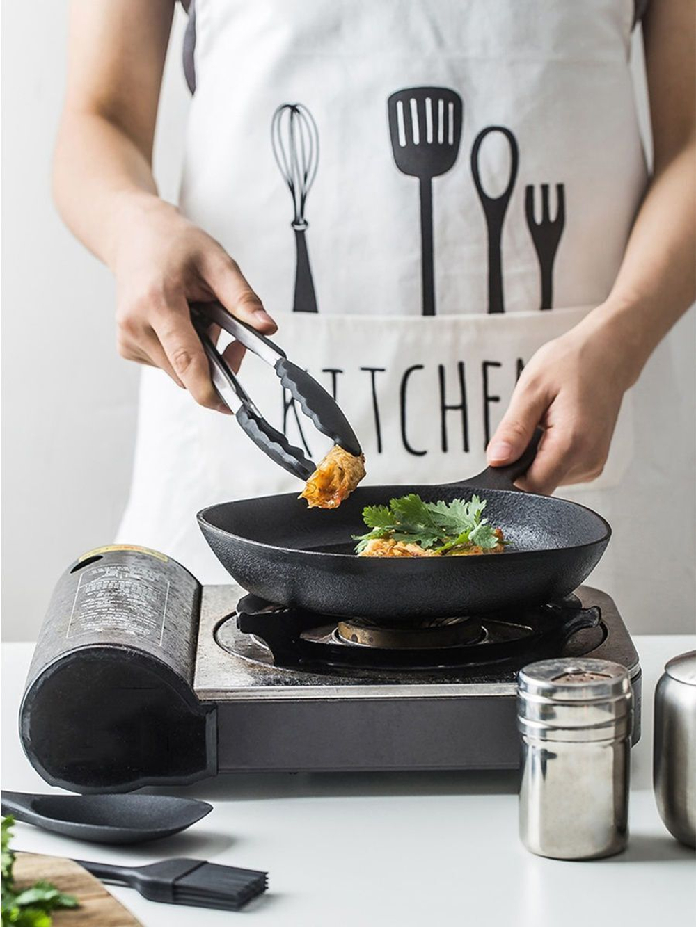 Набор кухонных принадлежностей из 13 предметов