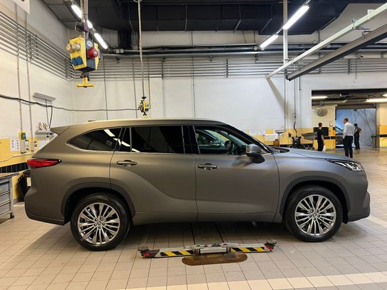 Carbins Color PPF Matte AMG Grey MF AMG графит серая матовая цветная полиуретановая защитная антигравийная пленка