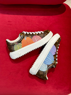 Louis Vuitton Time Out Kusama