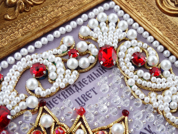 ЖС-11-ЗК Набор для вышивания хрустальными камнями Богородица Неувядаемый цвет (красный)