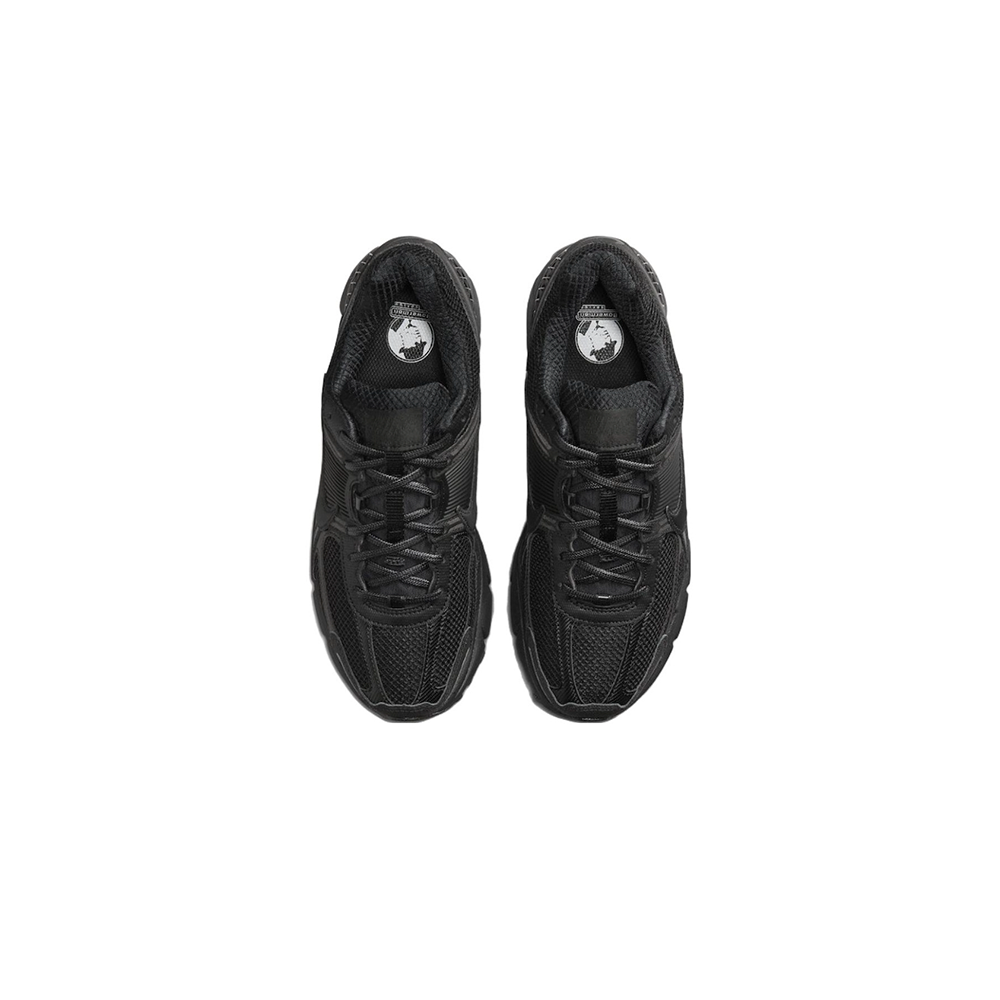 Nike Zoom Vomero 5 "Triple Black"