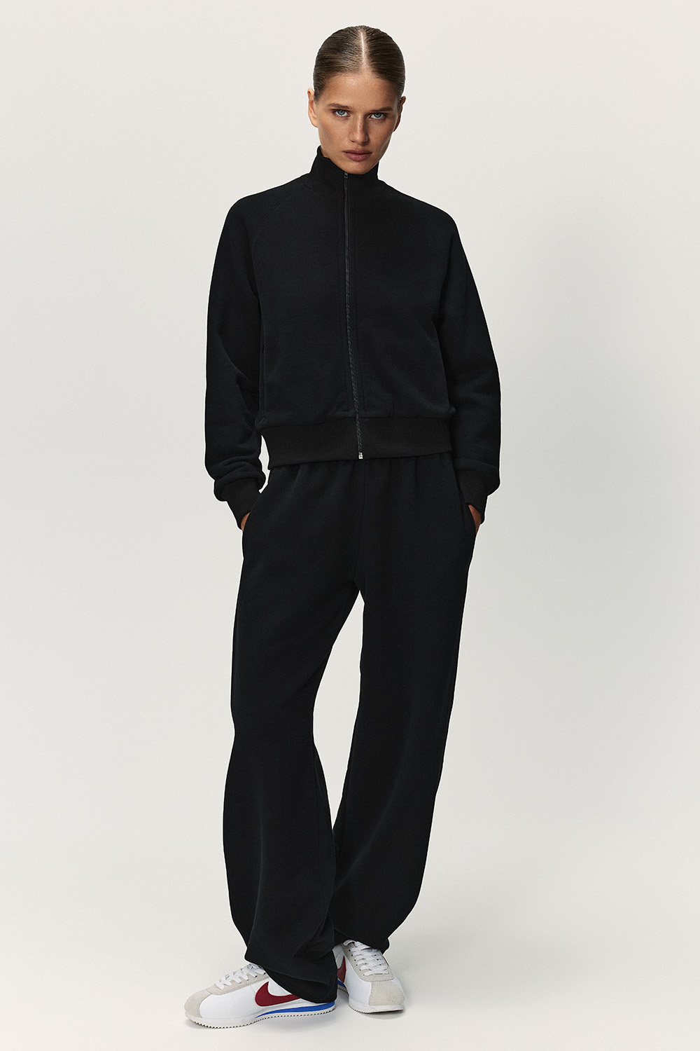 Штаны бананы утеплённые Чёрный