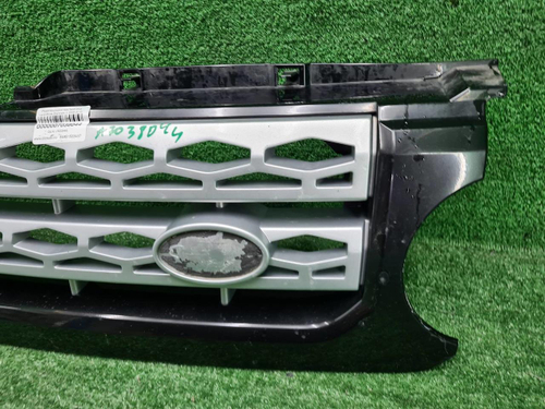 Решетка радиатора Land-Rover Discovery 4 (09-13)