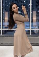 Платье Aiko Lab трикотажное с длинным рукавом на пуговицах от талии