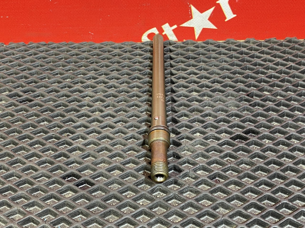 Трубка топливная