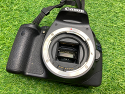 Canon 550D + 18-55mm 3.5-5.6 IS ll 5.500 кадров