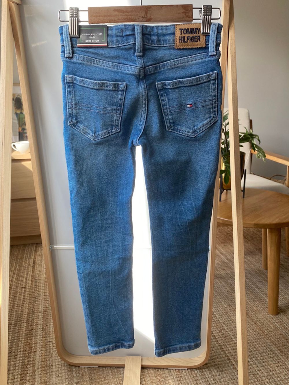 Новые джинсы Tommy Hilfiger, 110