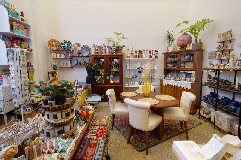 Creative Market переезжает